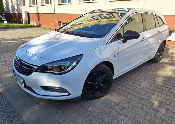 samochody osobowe Opel Astra cena 65900 przebieg: 102300, rok produkcji 2018 z Mysłowice